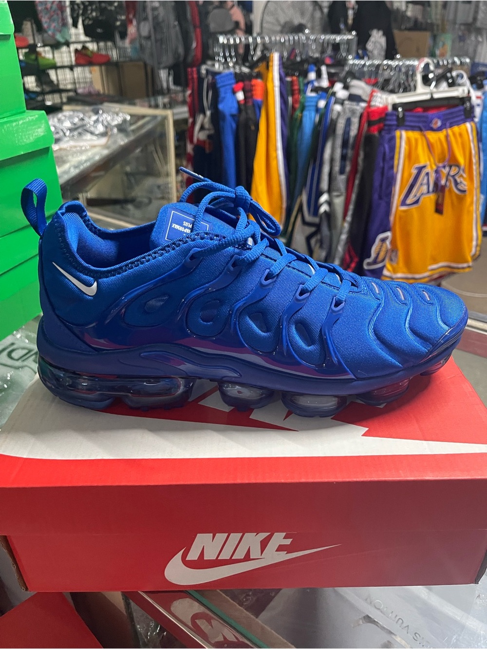 Men’s Vapor Max Plus Size 10.5.